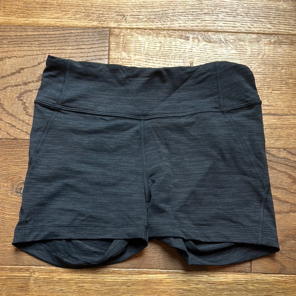 Outdoor Voices Women's Black biker Shorts